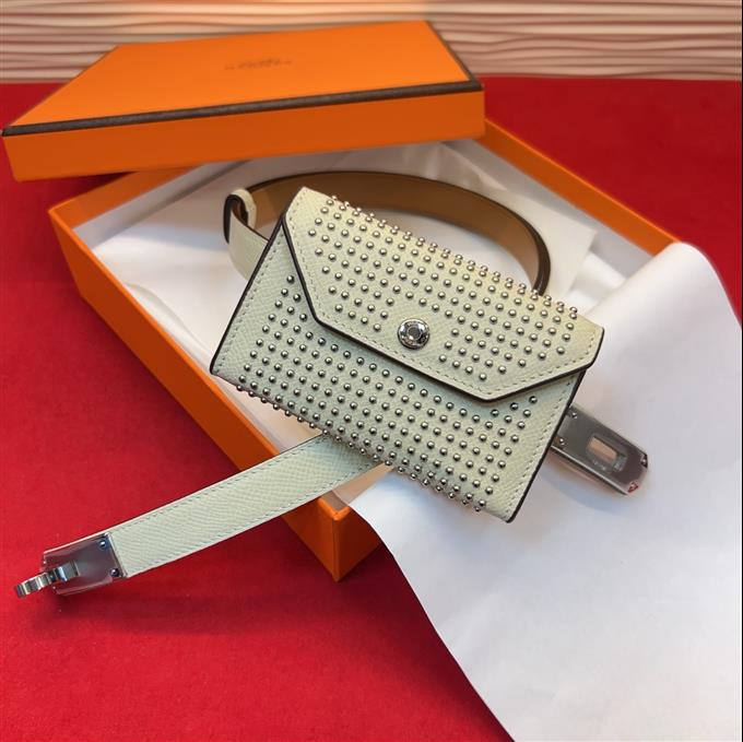 202681811232813 